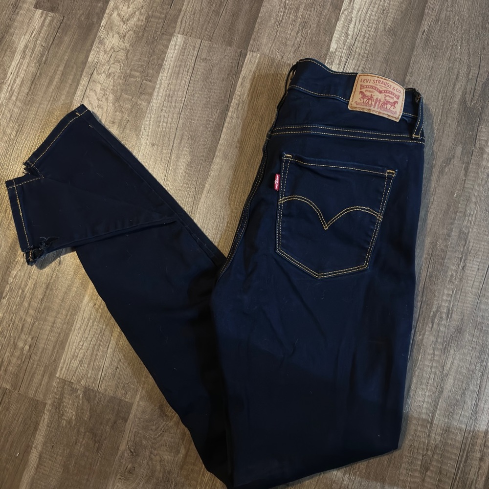 Levi skinny jeans